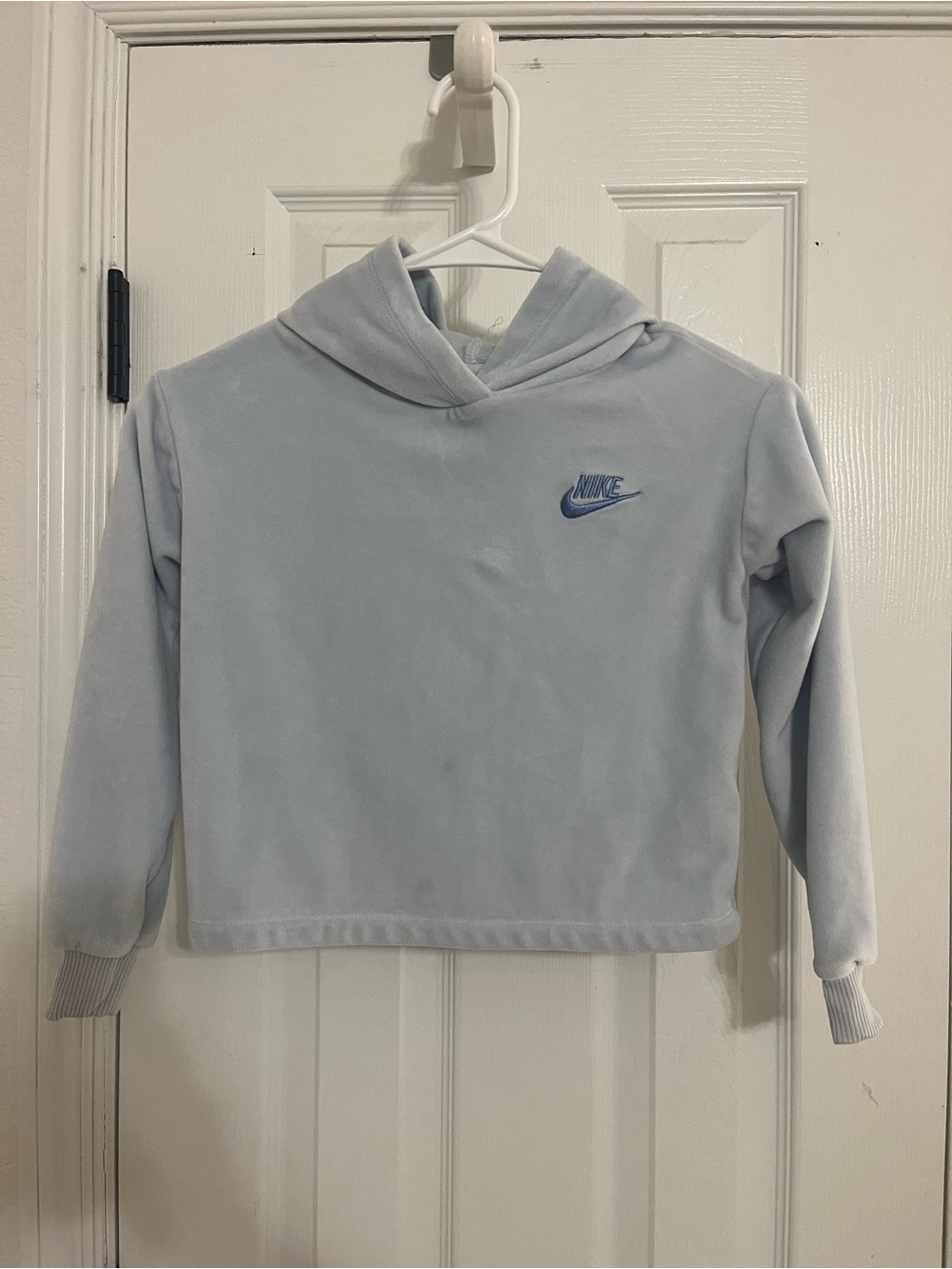 Nike girls cropped furry hoodie